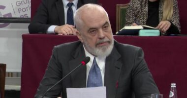 “530 km hekurudhë me standardet e BE, projekt konkret”/ Rama: Rinasi, 11.6 milionë pasagjerë në 2025