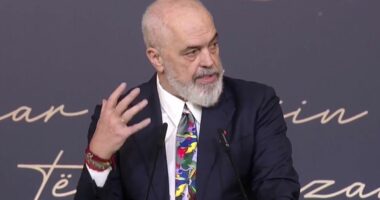 “Ramazani dhe Krishtlindjet ‘takohen’ në 2030”, Rama: Uroj të jetë mandati i fundit jashtë shtëpisë së Europës!