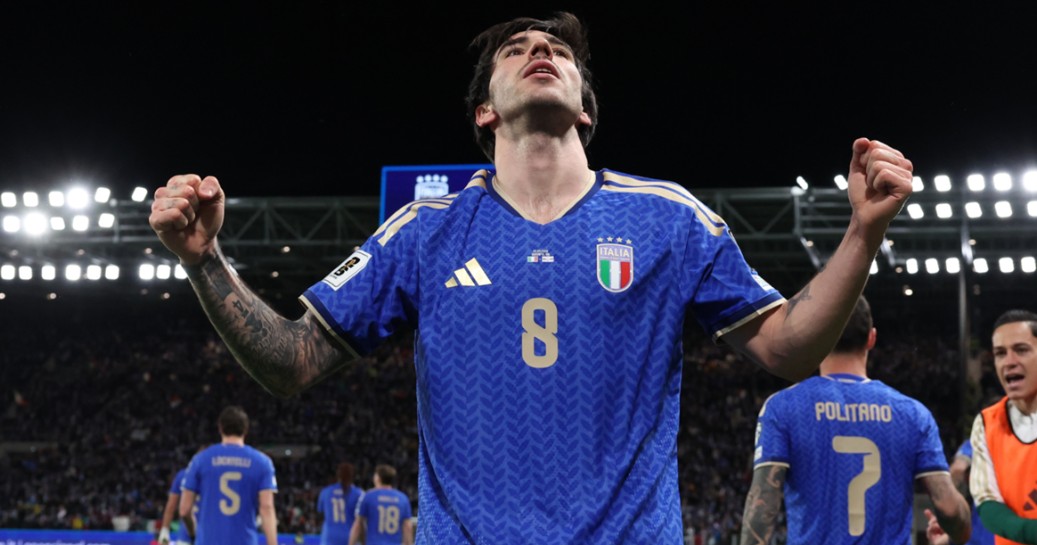 Italia largon  fantazmat   Mundi 2 0 Irlandën e Veriut dhe kalon në finalen e play off