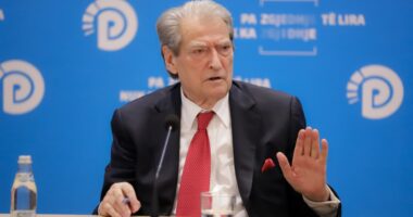 Berisha shpërfill SHBA. Kreu i PD bën thirrje për kryengritje (jo)paqësore