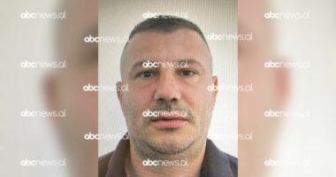 Ekstradohet nga Britania në Shqipëri, anëtari i grupit të Laert Haxhiut