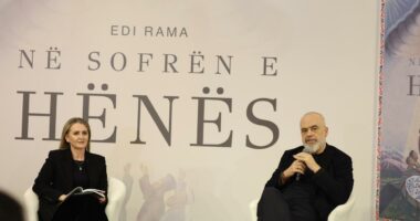 “Tradita e iftarit, edukatë sociale”, Rama: Harmonia fetare duhet kultivuar