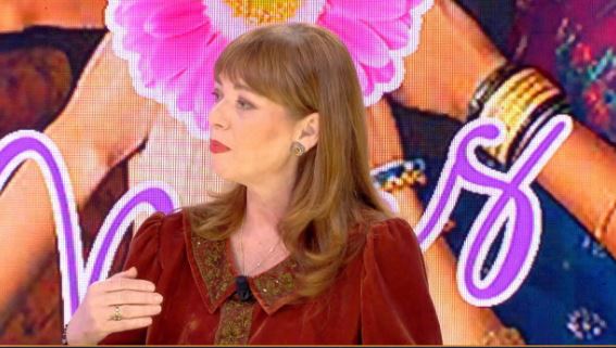 8 marsi  Nora Malaj  Vetëpërshtatja  sfida më e madhe për një femër  Forca e saj  e jashtëzakonshme