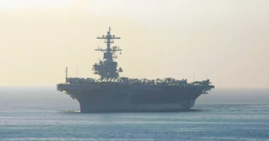 SHBA dërgon aeroplanmbajtësen e tretë në Lindjen e Mesme