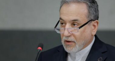 Irani kërkon bashkëpunim rajonal për të rivendosur stabilitetin në Ngushticën e Hormuzit