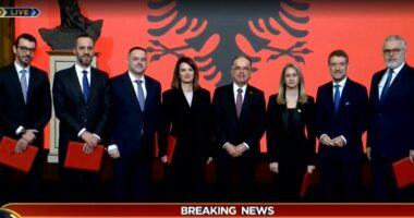 Pas miratimit në Kuvend, betohen ministrat e rinj/ Marrin zyrtarisht detyrën
