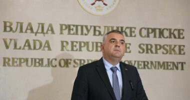 Kryeministri i Republikës Sërpska jep dorëheqje