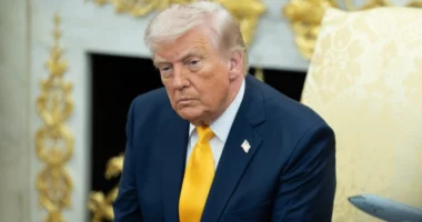 Trump shtyn afatin e sulmeve/ SHBA pret përgjigje nga Irani për pranimit e planit për marrëveshje