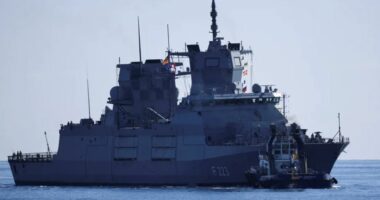 Anije dhe aeroplanë luftarakë në Qipro, shtetet e NATO-s rrisin praninë ushtarake