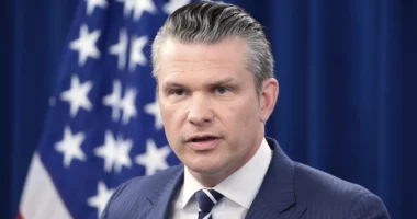 Pete Hegseth: Regjimet si Irani s’mund të kenë armë bërthamore!