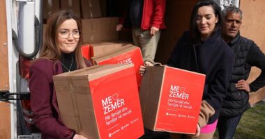 Nisma e ‘Kastrati Group’/ Mbështetje për 300 familje në nevojë në muajin e shenjtë të Ramazanit