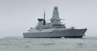 “Lufta”/ Britania mund të dërgojë shkatërruesin ‘HMS Duncan’ në Qipro