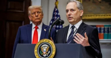 Këshilltari i bën thirrje Trump SHBA duhet të tërhiqet nga Irani