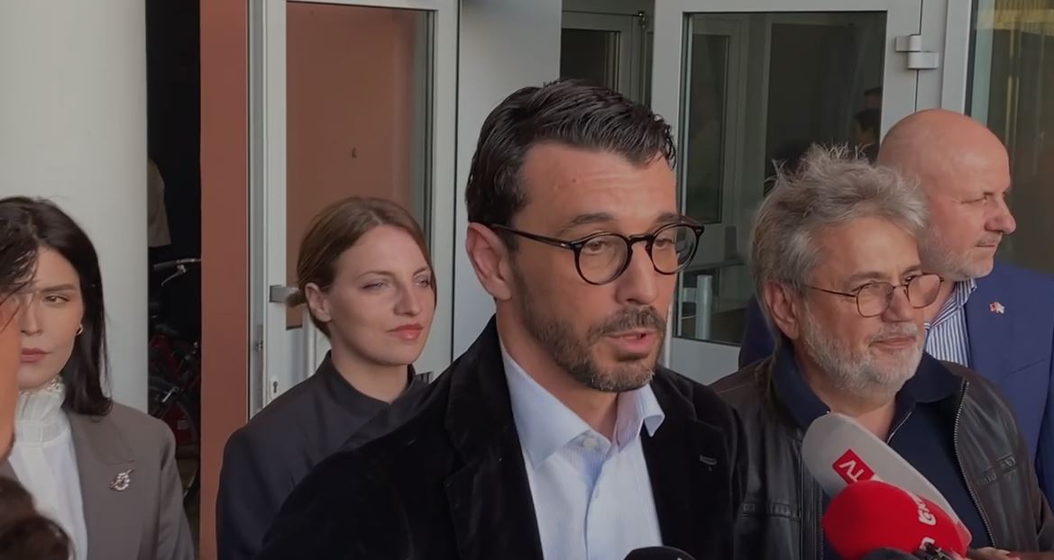 Mbledhja me strukturat drejtuese në Shkodër, ministri Karakaçi: Përgatitje për një rezultat të shkëlqyer në zgjedhjet e ardhshme