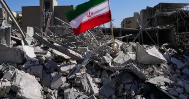 Kina bën thirrje për ulje të tensioneve në Iran