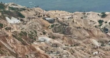 Mbi 200 të vdekur pas rrëshqitjes së dheut në një minierë në lindje të Kongos
