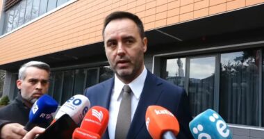 Çështja e Presidentit/ U propozua nga LVV për kandidat, Konjufca-opozitës: Nëse nuk propozojnë asnjë emër, përcaktim i qartë i opozitës për të shkuar në zgjedhje