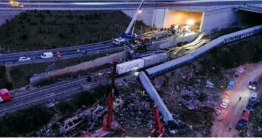 Tragjedia me 57 viktima në Larisa, nis gjyqi/ Gazetari: Procesi më i madh i kohëve të fundit, pritet me interes nga ndërkombëtarët