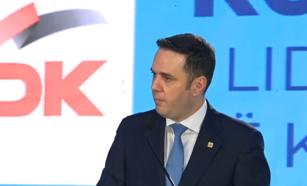 Abdixhiku  Në orën 13 00 jemi në takim te Presidentja për datën e zgjedhjeve