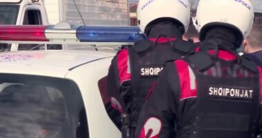 Operacioni shkon keq/ Lëndohen dy efektivë të “Shqiponjave” në Dibër, njëri prej tyre thyen këmbën