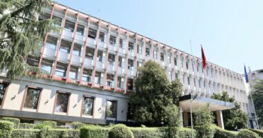 Sulmet iraniane në ambasadën amerikane në Riad/ Reagon Ministria e Jashtme: Akte të papranueshme, shtojnë rrezikun e destabilizimit