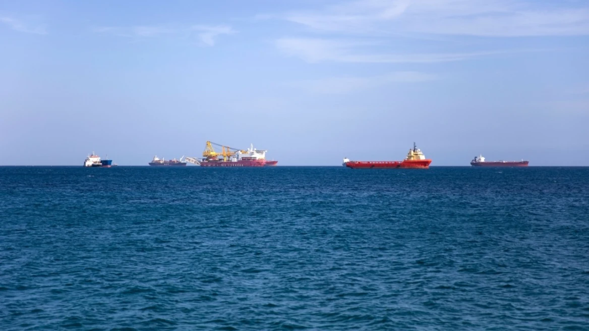  Lufta   SHBA lejon përkohësisht furnizimet me naftë ruse në Indi