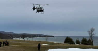 Shkëputet masivi akullnajor në Ontario, shpëtohen 23 peshkatarët