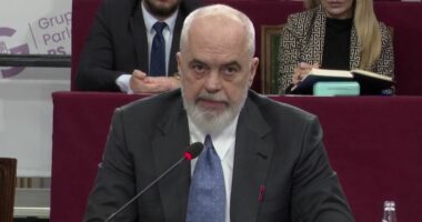 “Falenderoj Belindën për punën e bërë”/ Rama: Në betejën ligjore do ketë në krah avokatët e saj. Nuk ngre karton që t’i hiqet imuniteti!