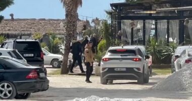 Kryeministri Rama mbërrin në Vlorë/ Takim me deputetë dhe përfaqësues të pushtetit vendor