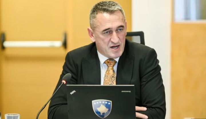 Ministri serb “ndryshon” versionin e historisë/ “U ngatërrova kur fola për tokën e Manastirit të Deçanit”