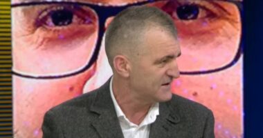 “Berisha na akuzon se i shërbejmë Ramës, miraton Kodin Zgjedhor me të”/ Ibsen Elezi: Gazment Bardhi është falsifikator