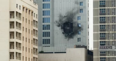 Rusia përfshihet indirekt në luftë, ndihmon Iranin në sulmet ndaj trupave amerikane