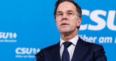 Rutte: NATO nuk mund të konfirmojë pretendimet izraelite se Irani mund të synojë Parisin, Berlinin dhe Londrën