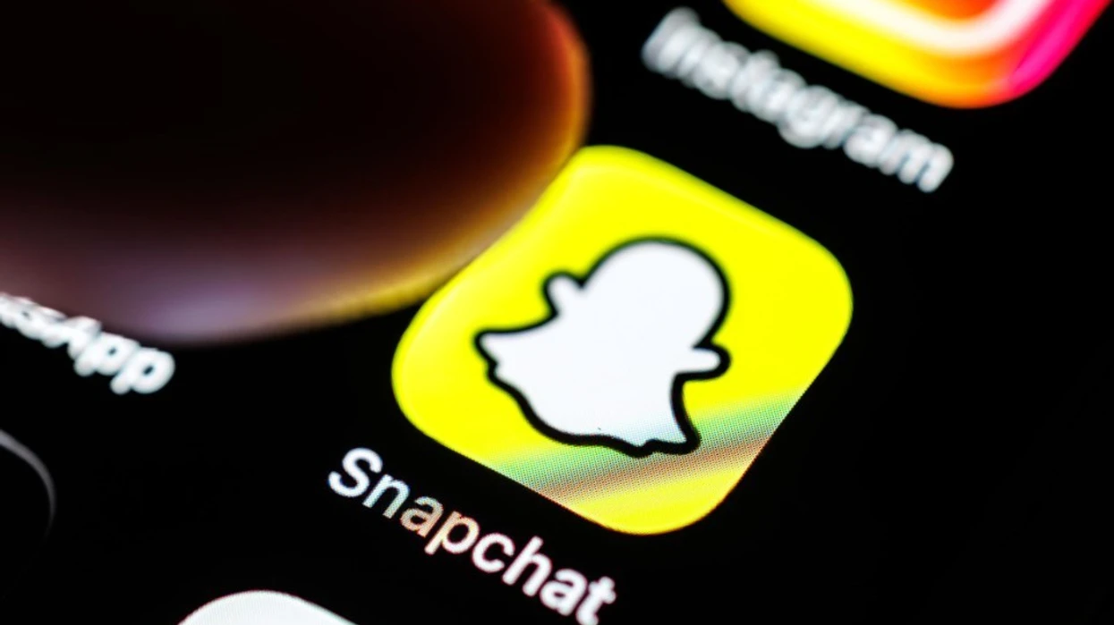 BE hap hetim ndaj Snapchat it për shkelje të rregullave të sigurisë së fëmijëve dhe privatësisë