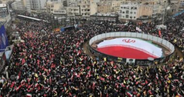 Shpërthime në Teheran gjatë zhvillimit të protestave, dyshohet për një grua të vrarë