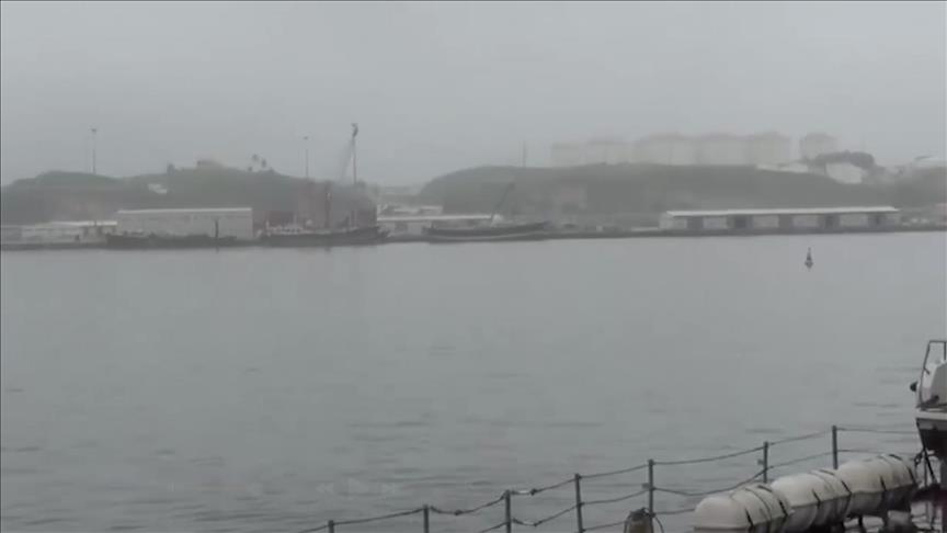 Dronët godasin rezervuarët e karburantit në portin e Omanit