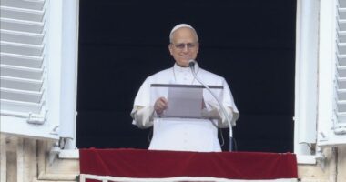 Papa Leone XIV: Paqja nuk ndërtohet me kërcënime dhe sulme