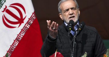 Presidenti iranian konfirmon vrasjen e ministrit të Inteligjencës