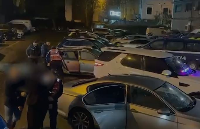 Transportonte emigrantë të paligjshëm  pranga 26 vjeçarit turk në Tiranë  Merrte 3 mijë euro për person