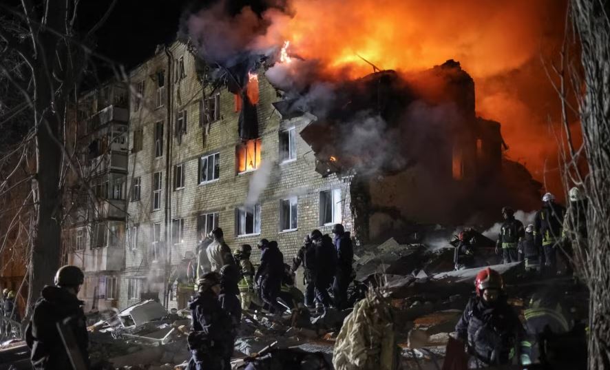 Rusia sulmon Ukrainën me raketë balistike  10 të vrarë në Kharkiv