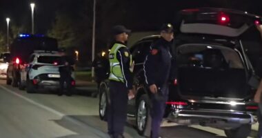 Blindohet Vlora/ Kontrolle automjeteve në hyrje të qytetit, gjoba për shkelësit