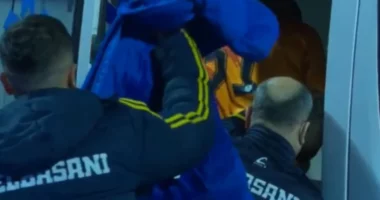 Elbasani fiton “luftën” në Vlorë/ Përplasje tifozësh, ndërhyrje e policisë pas humbjes vendase