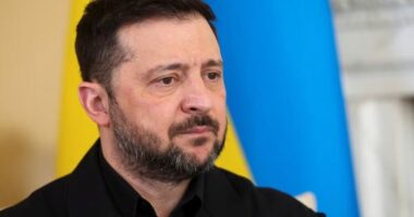 Zelensky paralajmëron: Ukraina do të përballet me mungesë raketash për shkak të luftës në Lindjen e Mesme
