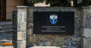 Kosovë/ Kushtetuesja: Dekreti i Osmanit s’ka efekt juridik, Kuvendi ka 34 ditë për zgjedhjen e presidentit
