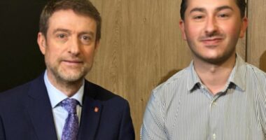 Ministri Hoxha pret deputetin shqiptar në Parlamentin e Suedisë: Rrënjët tona mbeten të gjalla kudo që jetojnë shqiptarët