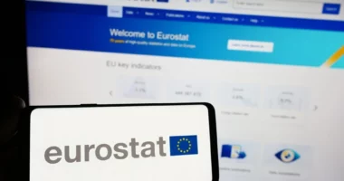 Shifrat e Eurostat: Deri në fund të shekullit, do të ketë 53 milionë njerëz më pak në BE