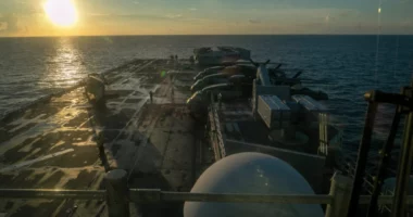 Wall Street Journal: SHBA zgjerojnë fushatën për të kufizuar transportin iranian në mbarë botën