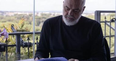 “Duke përsëritur mësimet përpara takimit”, Rama poston foton nga Roma: Motra e Italisë nuk të fal