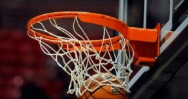 Shuhet legjenda braziliane e koshit/ Basketbollisti i shquar shënoi mbi 49 000 pikë në karrierë