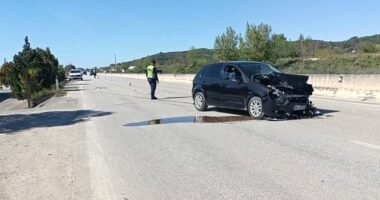 VIDEO/ Makina përplaset me traktorin, tre të lënduar në Lushnje